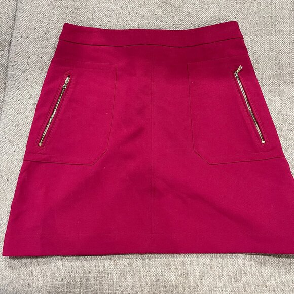 LOFT Dresses & Skirts - LOFT Womens Petite Size 8 Berry mini Dress Gold Zipper Pocket